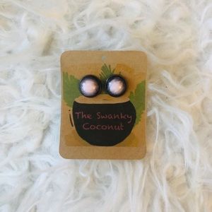 💥3/$15💥Pink Washed Stud Earrings‎